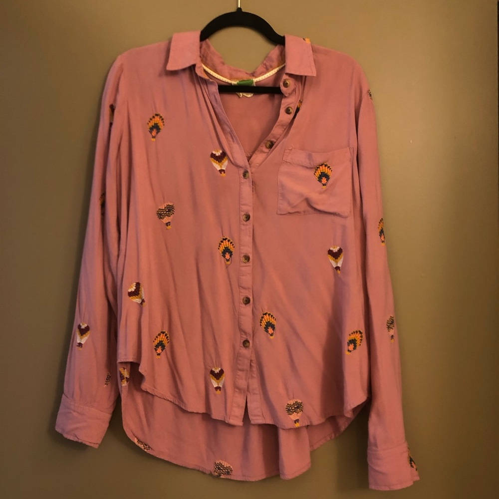 Anthropologie Embroidered Hot Air Balloon Shirt